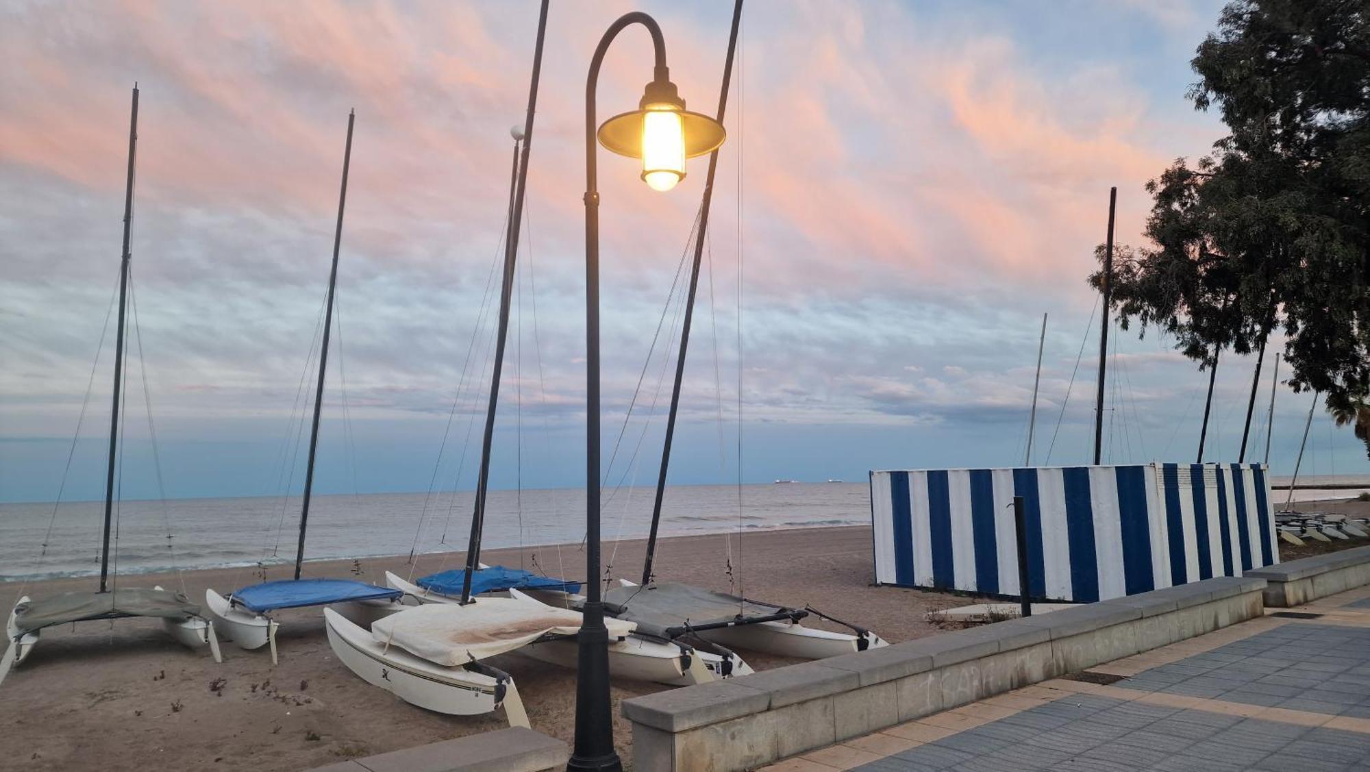 Apartamento De 1 Habitacion Frente Al Mar Y Con Piscina Apartment Benicassim Exterior photo